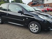 Gebraucht Peugeot 206+ 73 PS (53 kW) 2012 Lackierung schwarz perla nera/ Kleinwagen