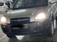 Gebraucht Hyundai Tucson 150 PS (110 kW) 2010 Grau SUV