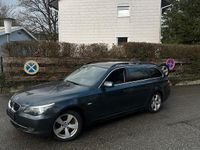 Gebraucht BMW 530 235 PS (172 kW) 2007 Silber Kombi