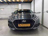 Gebraucht Hyundai i40 Trend 141 PS (103 kW) 2016 Grau Kombi