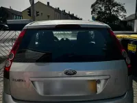 Używany Ford Fiesta 80 KM (58 kW) 2007 Srebrny Hatchback