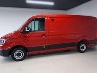 Gebraucht VW Crafter 102 PS (75 kW) 2018 Kirschrot Van