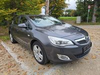 Gebraucht Opel Astra 101 PS (74 kW) 2010 Grau Kombi