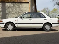 Usata Mazda 323 85 CV (62 kW) 1990 Bianco Berlina