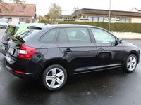 Gebraucht Skoda Rapid Drive 90 PS (66 kW) 2017 Schwarz magic Kombi