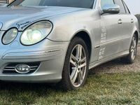 Gebraucht Mercedes E420 Avantgarde 314 PS (230 kW) 2007 Silber Limousine