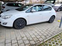 Gebraucht Opel Astra 87 PS (63 kW) 2011 Weiß Kleinwagen