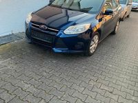 Gebraucht Ford Focus 2012 Blau Limousine