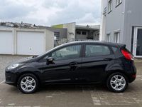 Gebraucht Ford Fiesta SYNC Edition 65 PS (47 kW) 2014 Schwarz Kleinwagen