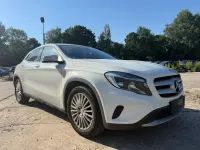 Gebraucht Mercedes GLA220 177 PS (130 kW) 2017 Weiß SUV