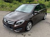 Gebraucht Mercedes B200 Style 136 PS (100 kW) 2018 Braun Van / Kleinbus