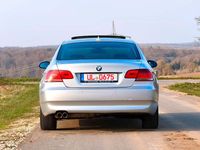 Gebraucht BMW 325 Comfort Edition 218 PS (160 kW) 2007 Silber Coupé