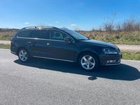 Gebraucht VW Passat 140 PS (102 kW) 2012 Schwarz Kombi