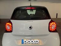 Gebraucht Smart ForFour 90 PS (66 kW) 2017 Weiß Kleinwagen