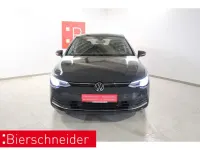 Używany VW Golf VIII Move 131 KM (96 kW) 2024 Szary Sedan/Limuzyna