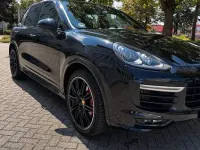 Gebraucht Porsche Cayenne GTS 441 PS (324 kW) 2016 Schwarz SUV
