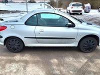 Gebraucht Peugeot 206 CC 109 PS (80 kW) 2003 Silber Cabrio