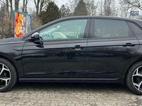 Gebraucht VW Polo Highline 95 PS (69 kW) 2018 Deep black perleffekt Kleinwagen
