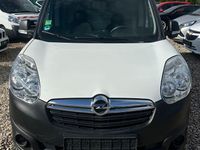 Gebraucht Opel Combo 90 PS (66 kW) 2016 Weiß Van / Kleinbus
