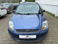 Gebraucht Ford Fiesta 58 PS (42 kW) 2006 Blau Kleinwagen