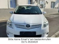 Gebraucht Toyota Auris Life+ 99 PS (72 kW) 2011 Weiß Kleinwagen