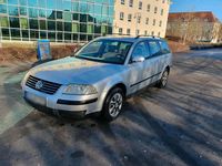 Gebraucht VW Passat 101 PS (74 kW) 2004 Silber Kombi