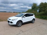 Gebraucht Ford Kuga Titanium 163 PS (119 kW) 2013 Weiß SUV