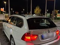 Gebraucht BMW 318 143 PS (105 kW) 2012 Weiß Kombi