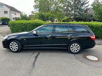 Gebraucht Mercedes E220 170 PS (125 kW) 2010 Schwarz Kombi