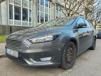 Gebraucht Ford Focus Titanium 120 PS (88 kW) 2014 Grau Kombi