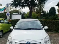 Gebraucht Toyota Auris Hybrid 136 PS (100 kW) 2012 Weiß Limousine