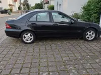 Gebraucht Mercedes 200 136 PS (100 kW) 2003 Schwarz Limousine