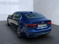 Gebraucht Jaguar XE R-Dynamic 204 PS (150 kW) 2023 Bluefire blue Limousine