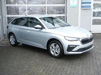 Neu Skoda Scala Selection 116 PS (85 kW) 2025 Reflexsilber metallic Kleinwagen