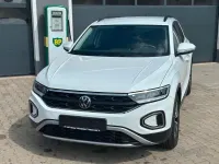 Gebraucht VW T-Roc Move 150 PS (110 kW) 2023 Weiß SUV