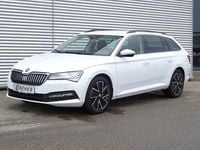 Gebraucht Skoda Superb Ambition 150 PS (110 kW) 2024 Moonweiss metallic Kombi