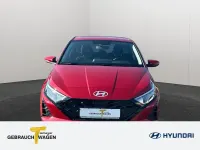 Gebraucht Hyundai i20 Trend 101 PS (74 kW) 2025 Weiß Limousine