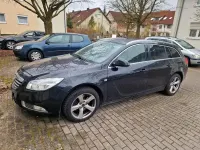 Gebraucht Opel Insignia 160 PS (117 kW) 2011 Schwarz Kombi