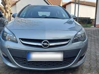 Gebraucht Opel Astra Active 140 PS (102 kW) 2014 Grau Kombi