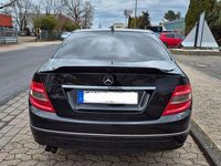 Gebraucht Mercedes C180 156 PS (114 kW) 2010 Schwarz Limousine