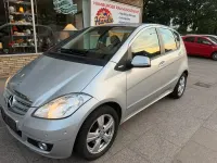 Gebraucht Mercedes A180 109 PS (80 kW) 2011 Silber Kleinwagen
