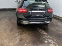Gebraucht Mercedes GLA220 Urban 170 PS (125 kW) 2018 Schwarz SUV