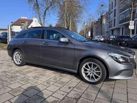 Gebraucht Mercedes CLA220 177 PS (130 kW) 2016 Mountaingrau  met. Limousine