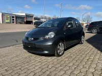 Używany Toyota Aygo 68 KM (50 kW) 2005 Szary Hatchback