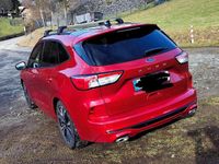 Używany Ford Kuga ST 150 KM (110 kW) 2020 Czerwony SUV