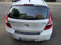 Gebraucht Hyundai i30 109 PS (80 kW) 2010 Weiß Kleinwagen