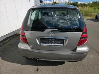 Gebraucht Mercedes A170 95 PS (69 kW) 2007 Gold Kleinwagen