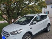 Gebraucht Ford Kuga Cool & Connect 120 PS (88 kW) 2018 Weiß SUV