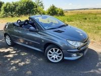 Gebraucht Peugeot 206 CC 109 PS (80 kW) 2006 Grün Cabrio