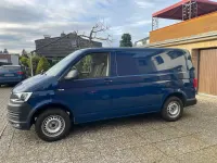 Używany VW Transporter 150 KM (110 kW) 2018 Niebieski Van